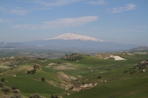 paysage de sicile avec etna